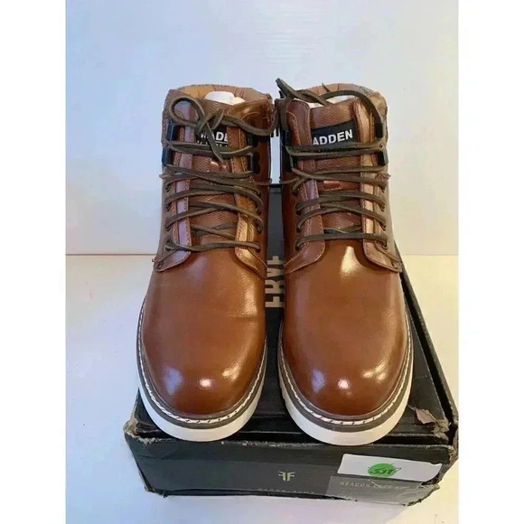 .557 Frye Brown Boots, Beacon Lace Up, 9 Mens - Picture 3 of 6